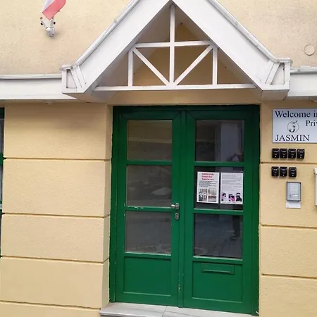 Bed & Breakfast Jazmin Panzio Boseges Reggelivel Koezoes Konyhaval A Centrumban 3*