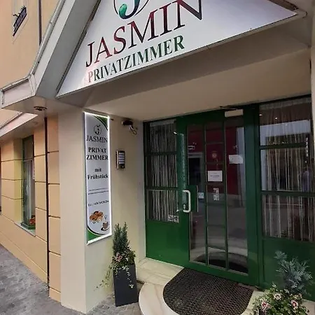 Jasmin Location Shared Kitchen Pet Friendly ベッド・アンド・ブレックファスト ムーラウ