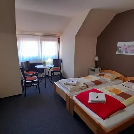 Bed & Breakfast Jasmin Location Shared Kitchen Pet Friendly 3*