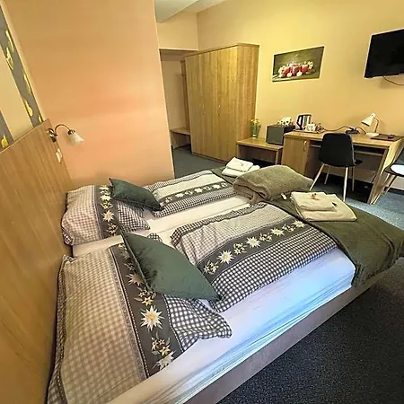 Alojamento de Acomodação e Pequeno-almoço Jasmin Location Shared Kitchen Pet Friendly Murau