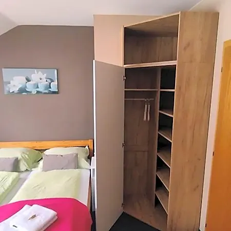 Jasmin Location Shared Kitchen Pet Friendly Murau