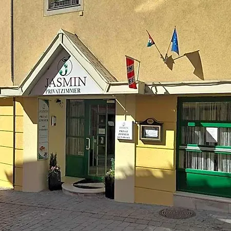 Jasmin Location Shared Kitchen Pet Friendly ベッド・アンド・ブレックファスト ムーラウ