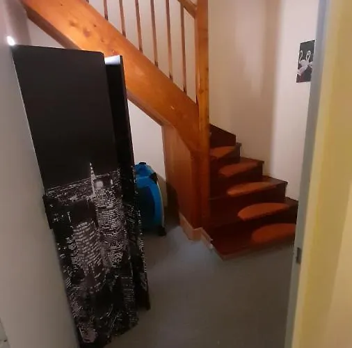 Bed & Breakfast Jazmin Panzio Boseges Reggelivel Koezoes Konyhaval A Centrumban Murau