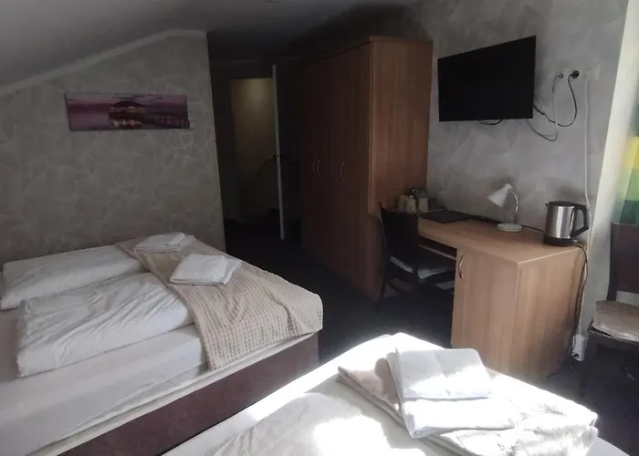 Jazmin Panzio Boseges Reggelivel Koezoes Konyhaval A Centrumban 3* Murau