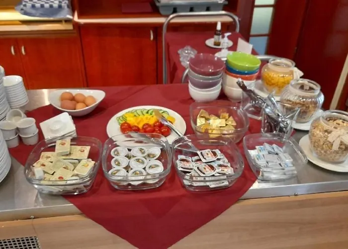 Jazmin Panzio Boseges Reggelivel Koezoes Konyhaval A Centrumban Bed & Breakfast Murau