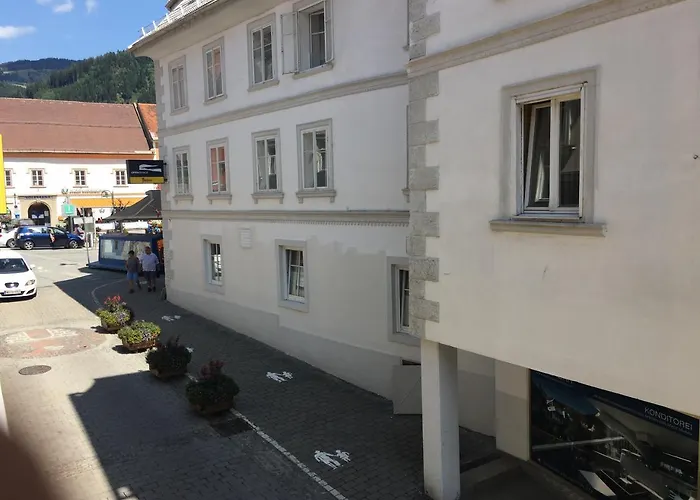 Jazmin Panzio Boseges Reggelivel Koezoes Konyhaval A Centrumban Bed & Breakfast